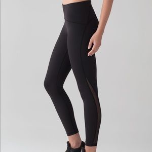 Lululemon Train Times 7/8 *25 Black